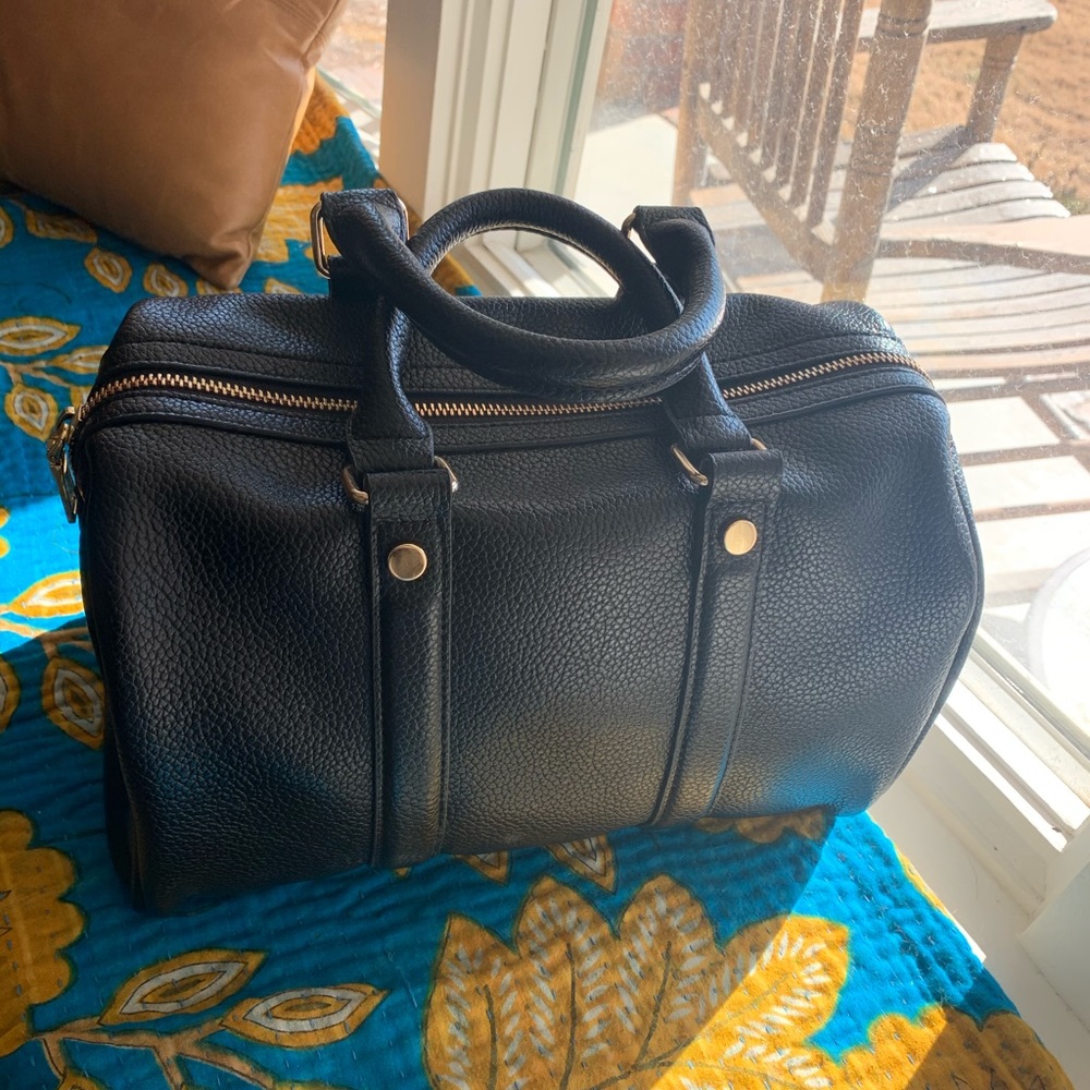 Steve Madden black BCater bag tote satchel